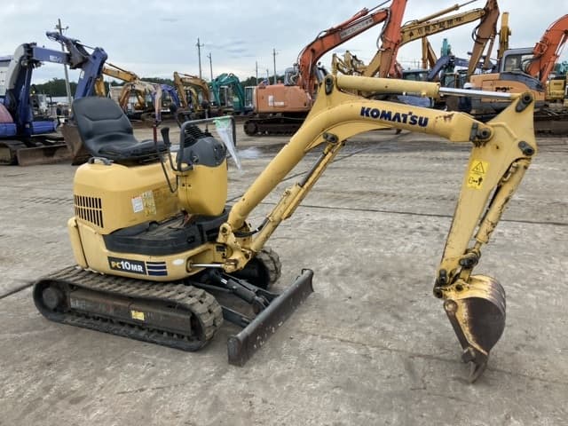 MINI EXCAVATOR — Auction (lot 8459-462)