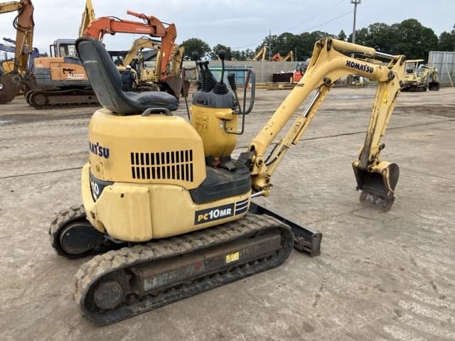 MINI EXCAVATOR — Auction (lot 8459-462)