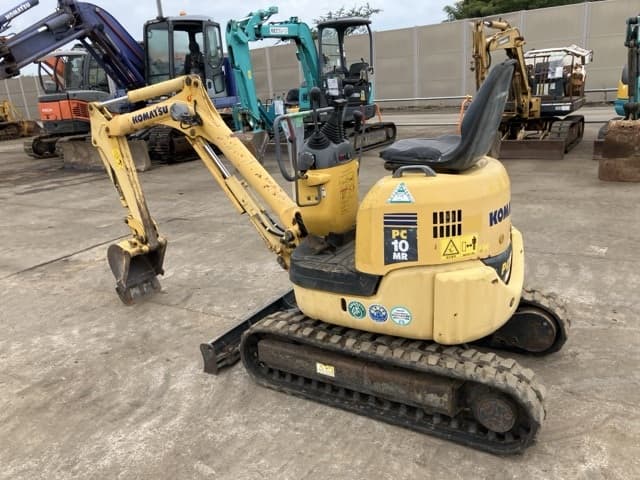 MINI EXCAVATOR — Auction (lot 8459-462)