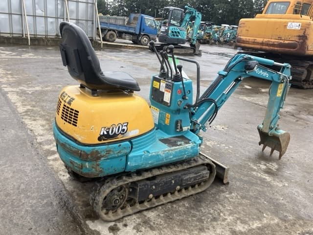 MINI EXCAVATOR — Auction (lot 8459-465)