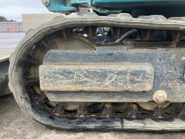 MINI EXCAVATOR — Auction (lot 8459-465)