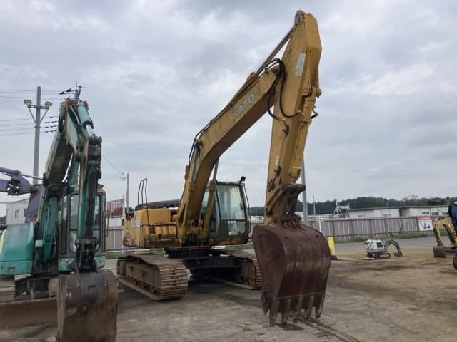 EXCAVATOR — Auction (lot 8459-468)