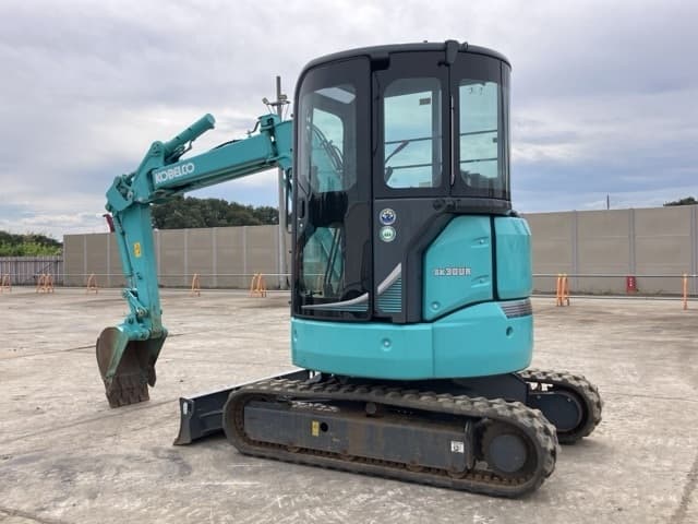 MINI EXCAVATOR — Auction (lot 8459-470)