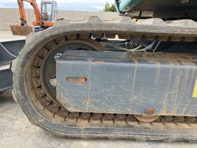 MINI EXCAVATOR — Auction (lot 8459-470)