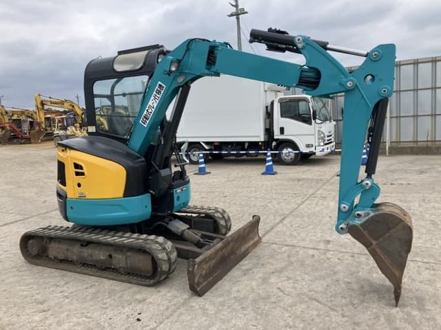 MINI EXCAVATOR — Auction (lot 8459-50)