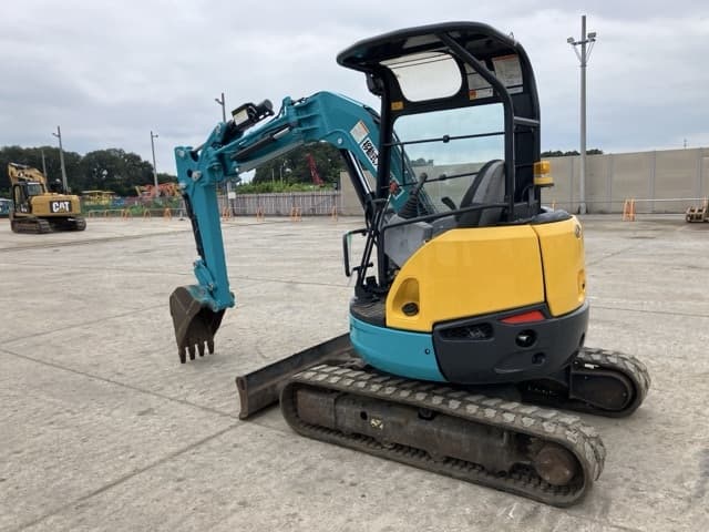 MINI EXCAVATOR — Auction (lot 8459-50)