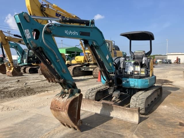 MINI EXCAVATOR — Auction (lot 8459-50001)