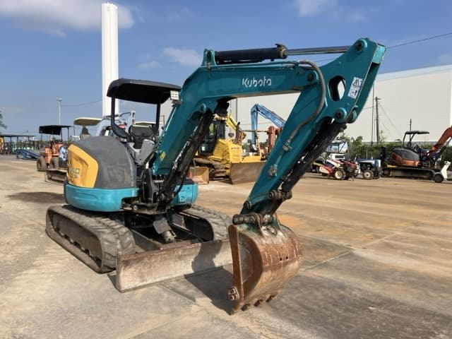 MINI EXCAVATOR — Auction (lot 8459-50001)