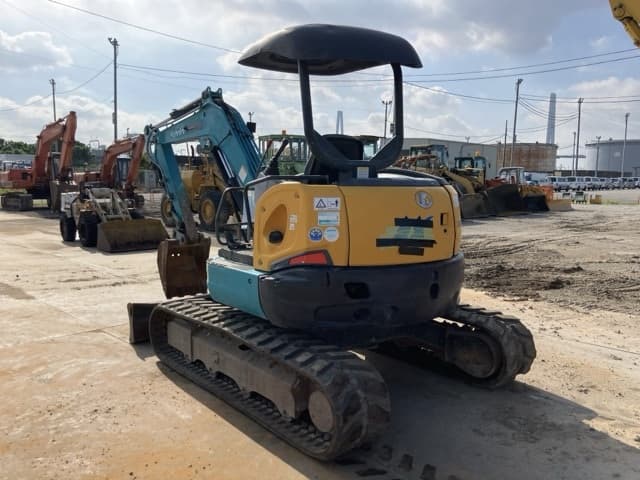 MINI EXCAVATOR — Auction (lot 8459-50001)