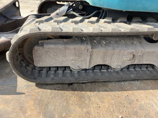 MINI EXCAVATOR — Auction (lot 8459-50001)