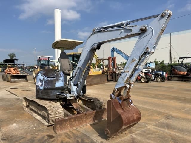 MINI EXCAVATOR — Auction (lot 8459-50002)