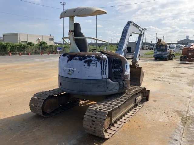 MINI EXCAVATOR — Auction (lot 8459-50002)