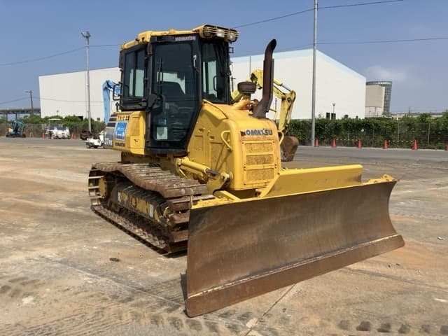 Bulldozer — Auction (lot 8459-50005)