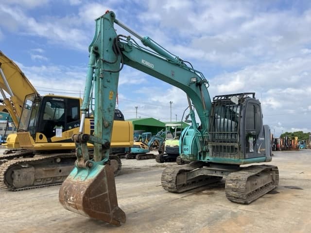 EXCAVATOR — Auction (lot 8459-50008)