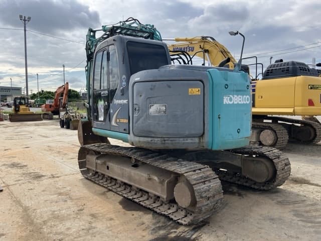 EXCAVATOR — Auction (lot 8459-50008)