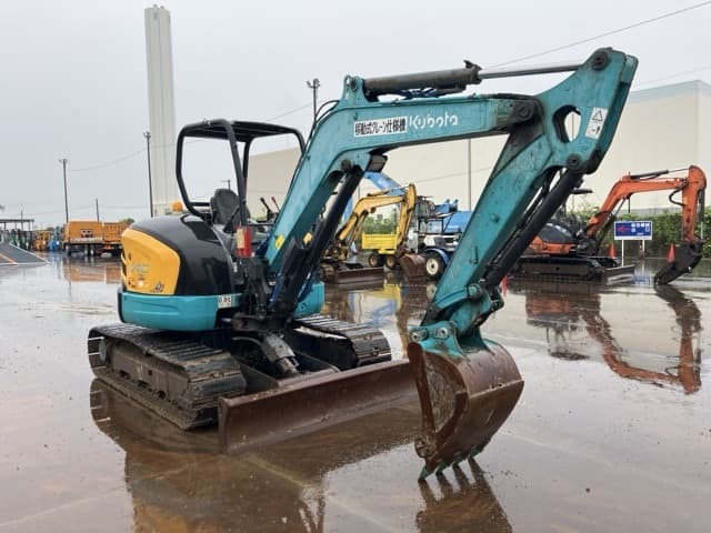 MINI EXCAVATOR — Auction (lot 8459-50015)