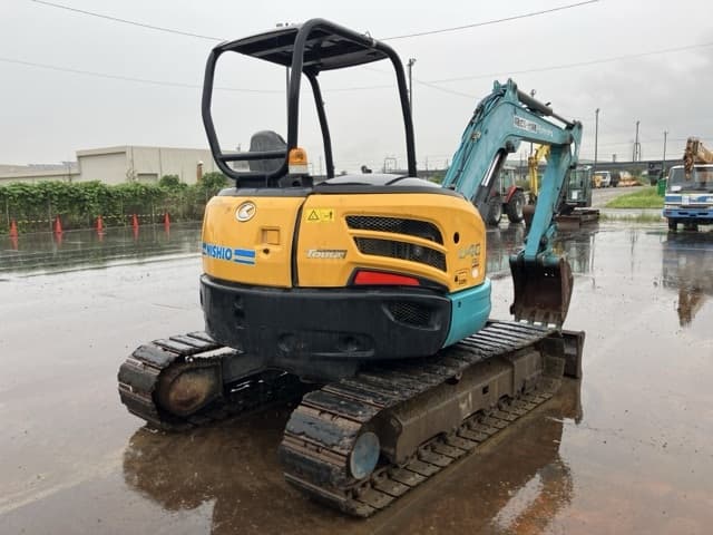 MINI EXCAVATOR — Auction (lot 8459-50015)