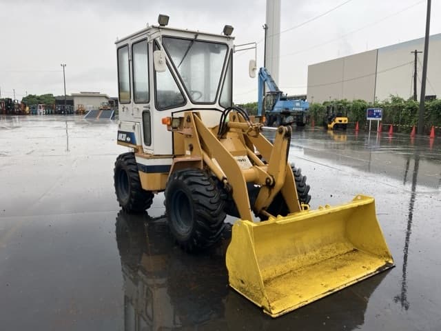 MINI WHEEL LOADER — Auction (lot 8459-50017)