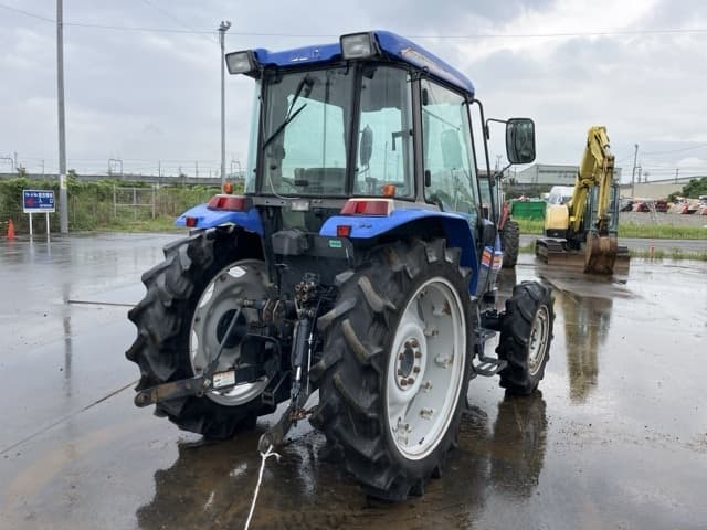 Tractor — Auction (lot 8459-52011)