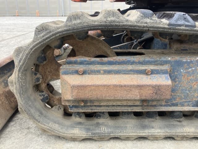 MINI EXCAVATOR — Auction (lot 8459-53)