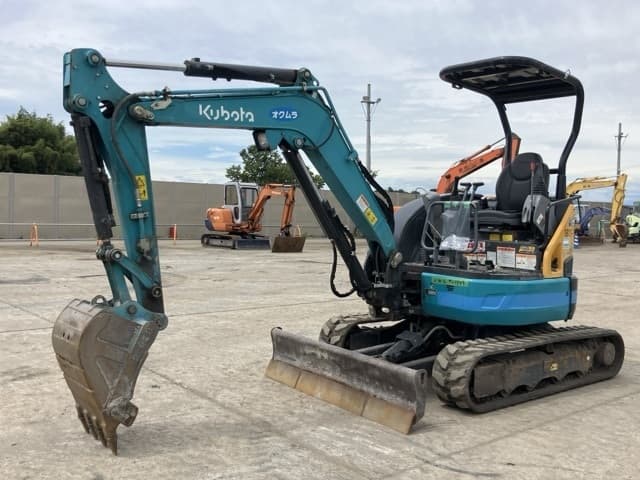 MINI EXCAVATOR — Auction (lot 8459-537)