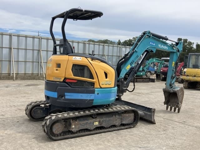 MINI EXCAVATOR — Auction (lot 8459-537)