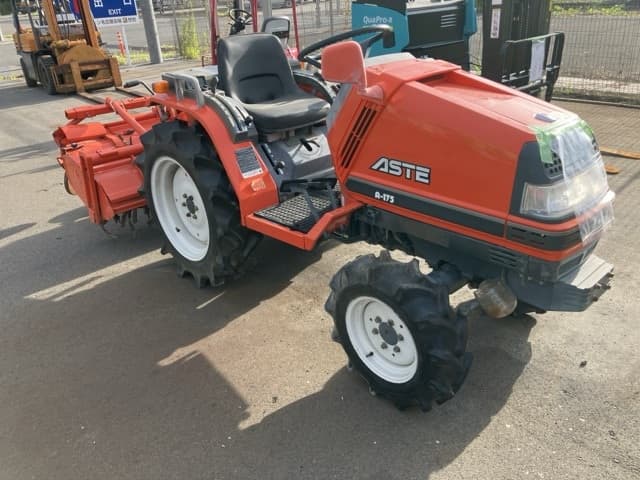 Tractor — Auction (lot 8459-53801)