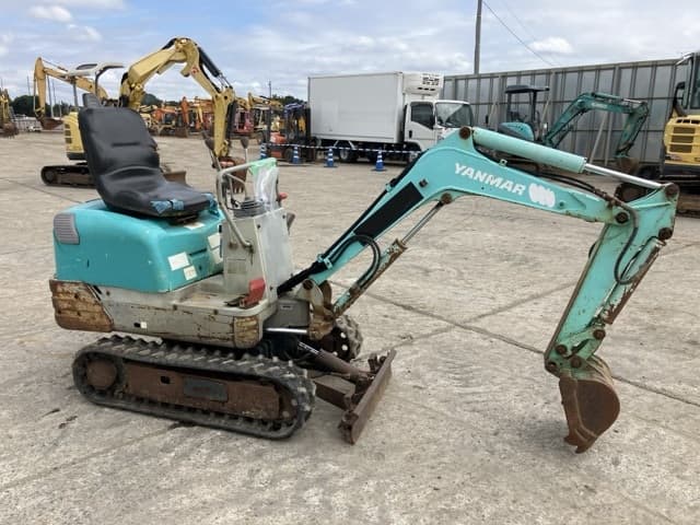 MINI EXCAVATOR — Auction (lot 8459-54)