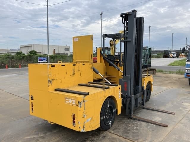 Reach Forklift — Auction (lot 8459-54005)