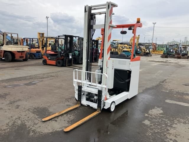 Reach Forklift — Auction (lot 8459-54016)