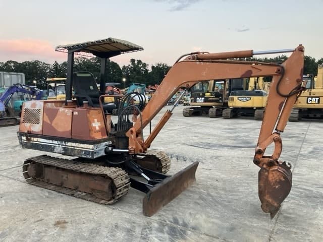 MINI EXCAVATOR — Auction (lot 8459-543)