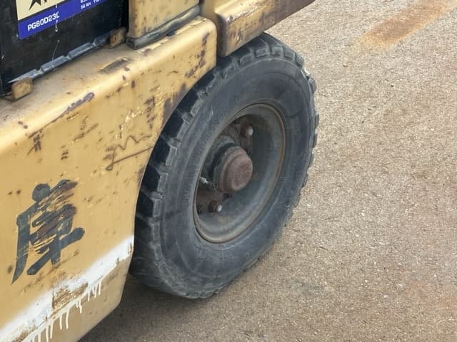 Forklift — Auction (lot 8459-55801)