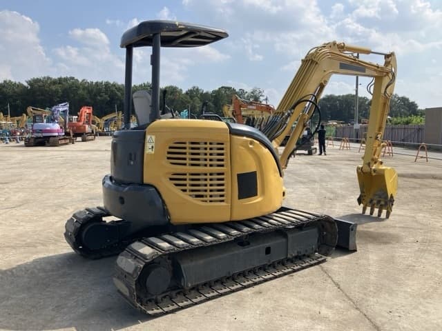 MINI EXCAVATOR — Auction (lot 8459-568)