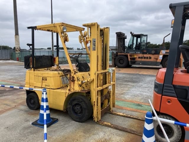 Forklift — Auction (lot 8459-5801)