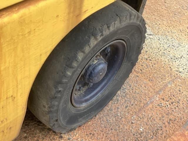 Forklift — Auction (lot 8459-5801)