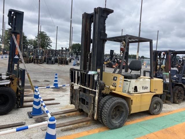 Forklift — Auction (lot 8459-5802)
