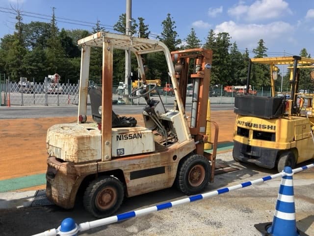 Forklift — Auction (lot 8459-5804)
