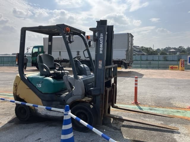 Forklift — Auction (lot 8459-5806)