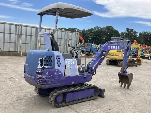 MINI EXCAVATOR — Auction (lot 8459-583)