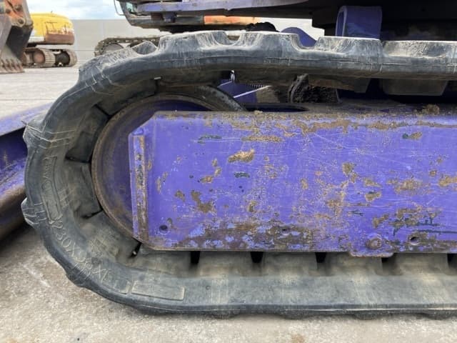 MINI EXCAVATOR — Auction (lot 8459-583)