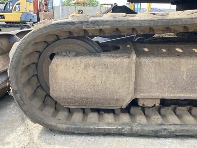 EXCAVATOR — Auction (lot 8459-587)