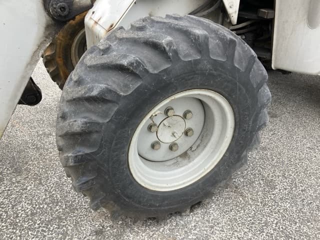 MINI WHEEL LOADER — Auction (lot 8459-60)