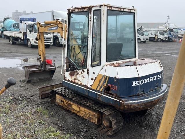 MINI EXCAVATOR — Auction (lot 8459-60004)