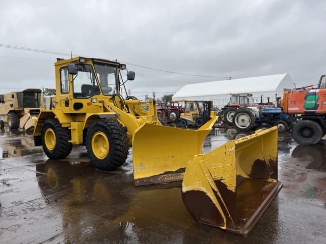 WHEEL LOADER — Auction (lot 8459-60006)
