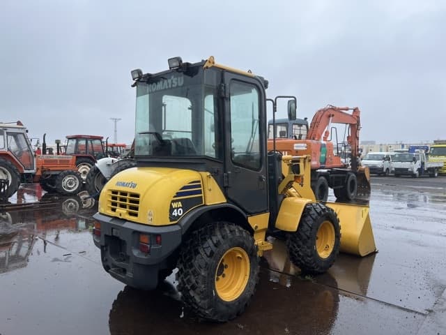 MINI WHEEL LOADER — Auction (lot 8459-60009)