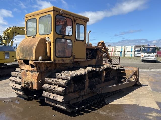 Bulldozer — Auction (lot 8459-60013)