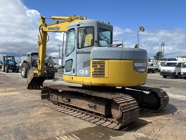 EXCAVATOR — Auction (lot 8459-60015)