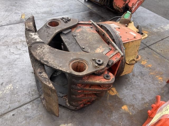 GRAPPLE — Auction (lot 8459-6002)