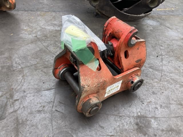 QUICK COUPLER — Auction (lot 8459-6004)