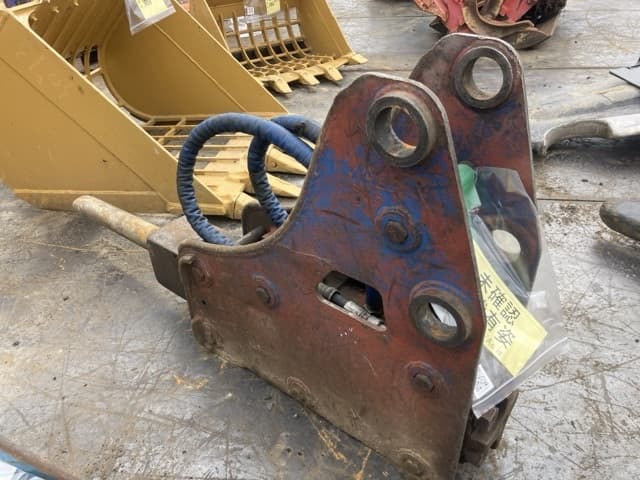 BREAKER — Auction (lot 8459-6013)